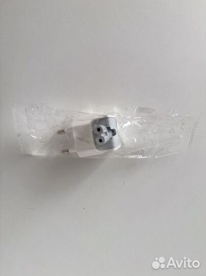 Apple адаптер вилка