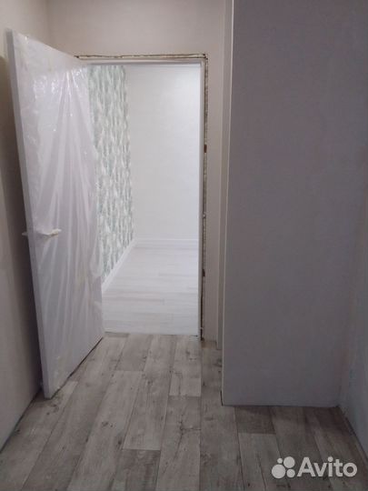 Ремонт квартир, поклейка обоев