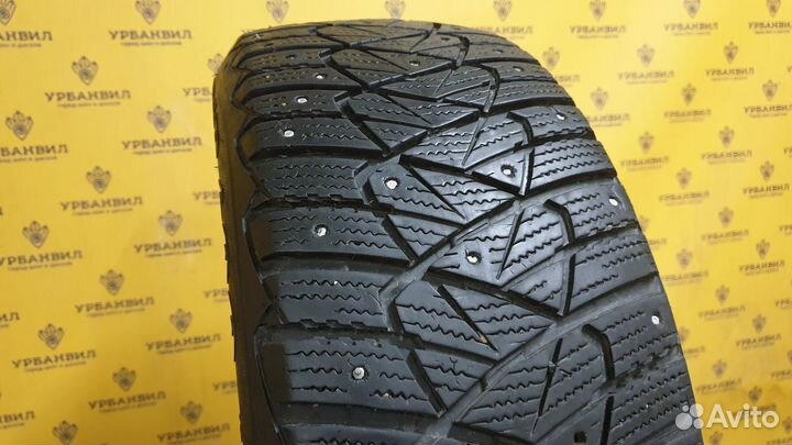 Goodyear Ultragrip 600 215/55 R17 98T