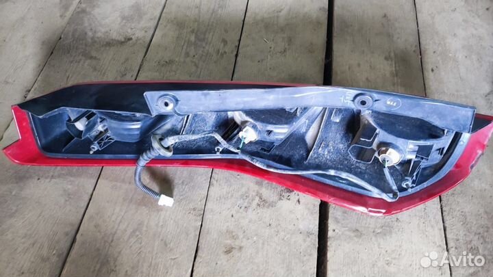 Фонарь задний левый Nissan X-Trail T31 2007-2010