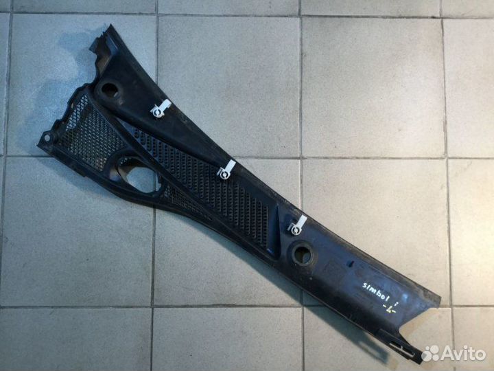 Решетка стеклоочистителей Renault Clio 2 1998-2008