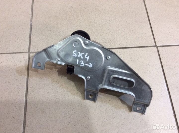 Моторчик стеклоочистителя задний Suzuki Sx4 M16A