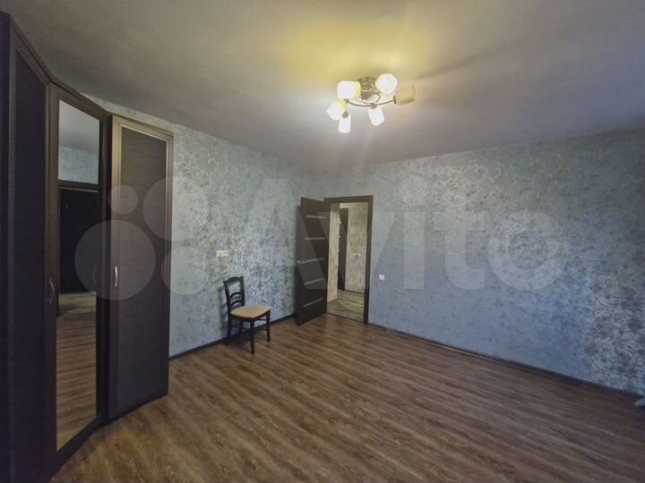 2-к. квартира, 64 м², 3/4 эт.