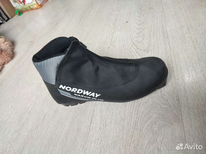 Ботинки лыжные мужские 41 размер бу