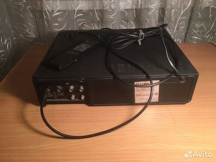 Видеомагнитофон Funai VCR 6600US