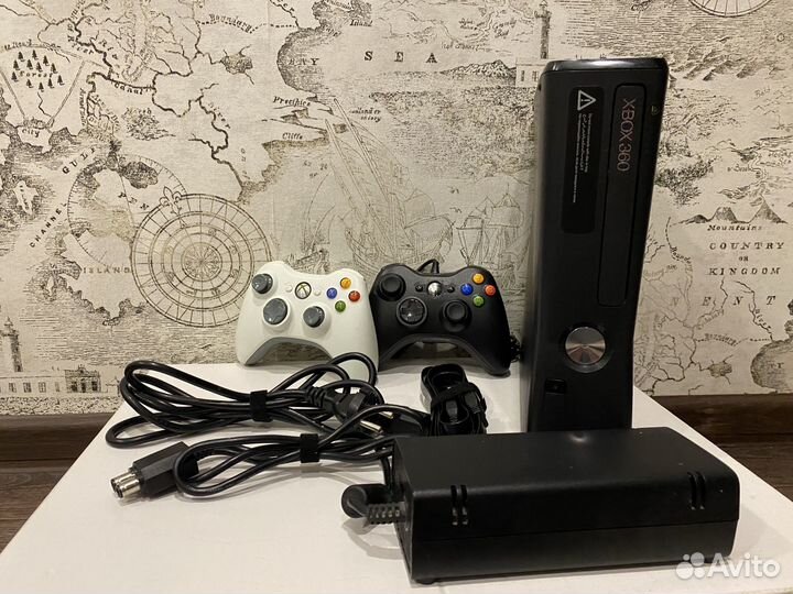 Xbox 360 Slim 250GB FreeBoot 35 игр