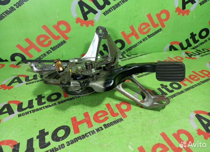 Педаль ручника toyota crown majesta GRS182