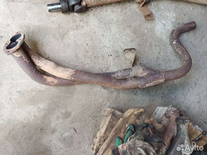 Приемная труба Волга 31105 змз406