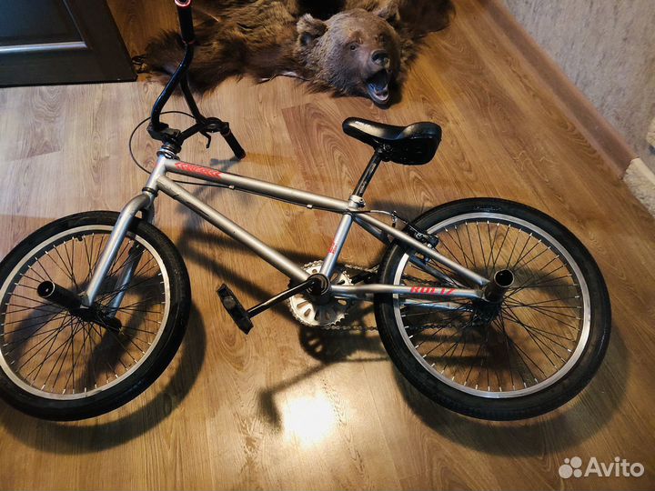 Трюковой велосипед BMX