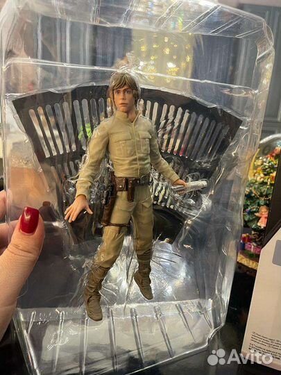 Фигурка Luke Skywalker. Star Wars