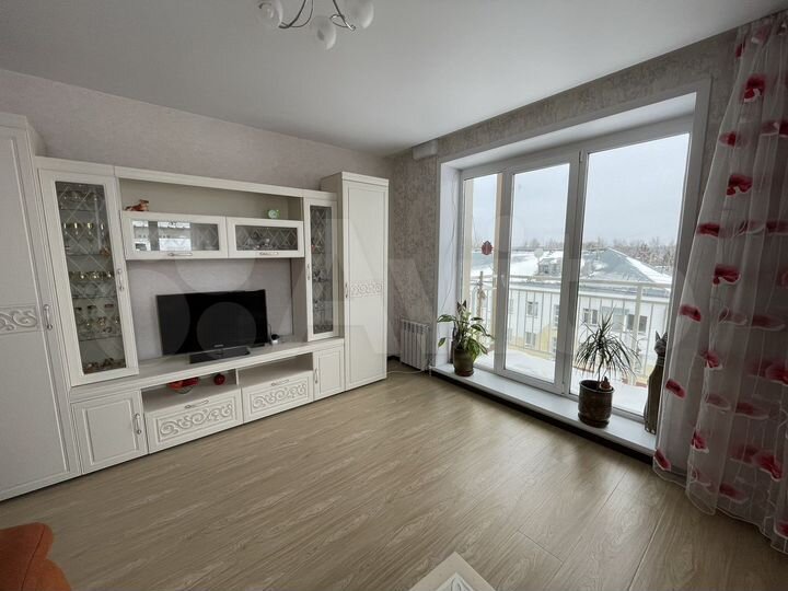 2-к. квартира, 69 м², 5/10 эт.