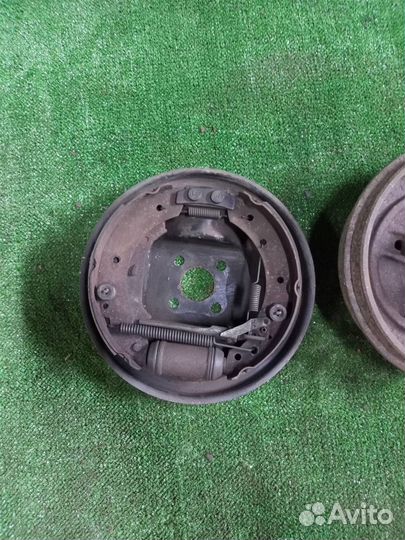 Ступица задняя Renault Logan 2005