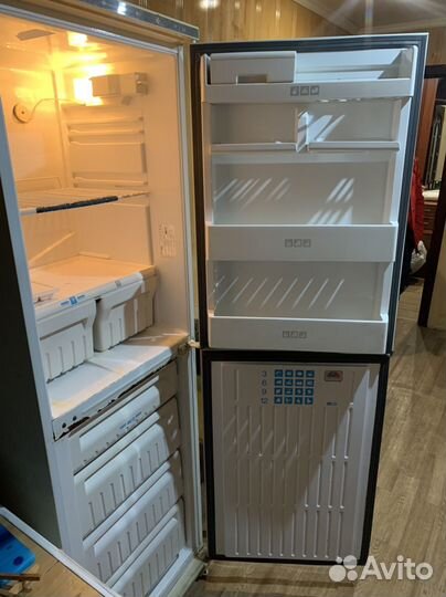 Холодильник бу стинол