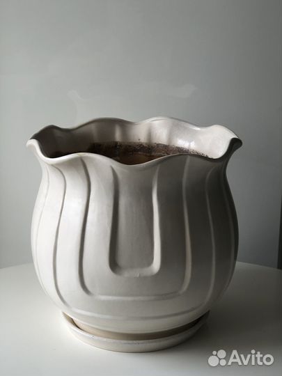 Цветочный керамический горшок