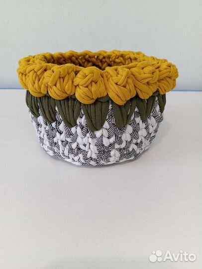 Вязанные корзинки