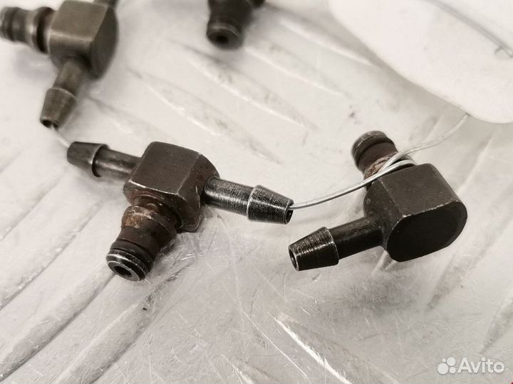 Трубка обратки форсунок Mercedes-Benz C-Класс