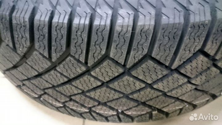 Continental ContiVikingContact 7 245/40 R18 97T