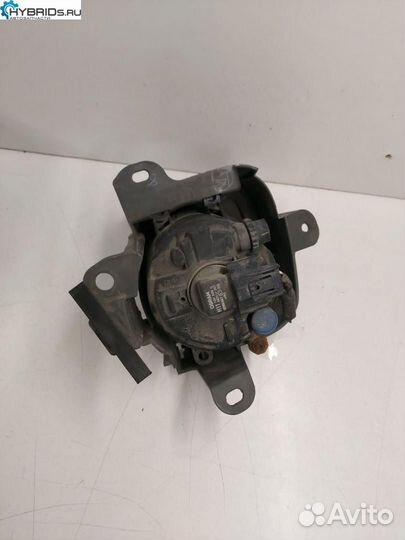 Фара противотуманная левая Toyota Prius 3 ZVW30