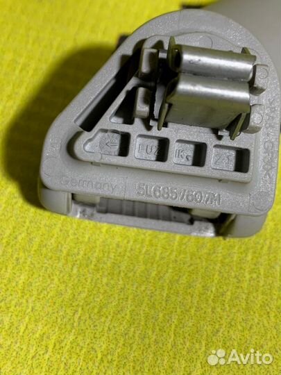 Ручка потолка передняя правая Vw Polo 5 1.6 2019