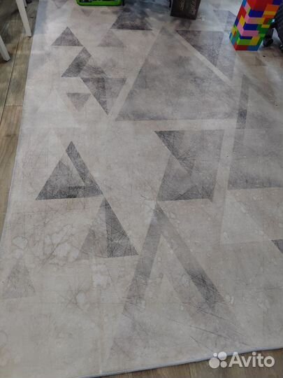 Ковер 2 на 3 Безворсовый