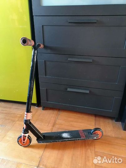 Трюковой самокат duke 404