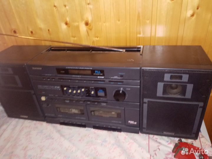 Продам музыкальный центр Телефункен или поменяю