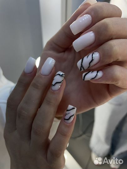 Маникюр педикюр