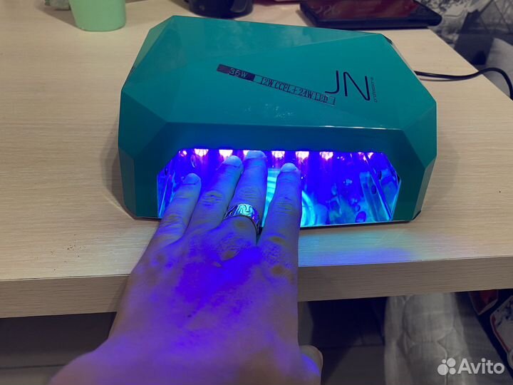 Лампа для ногтей