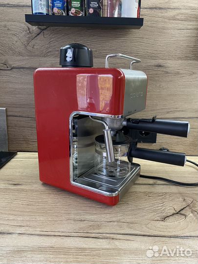 Кофеварка рожковая polaris