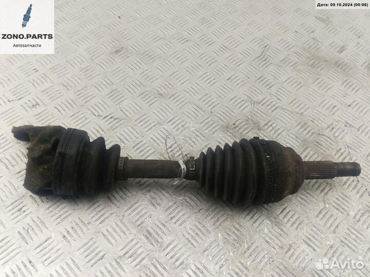 Полуось передняя правая на Nissan Murano