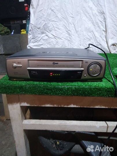 Видео магнитофон LG