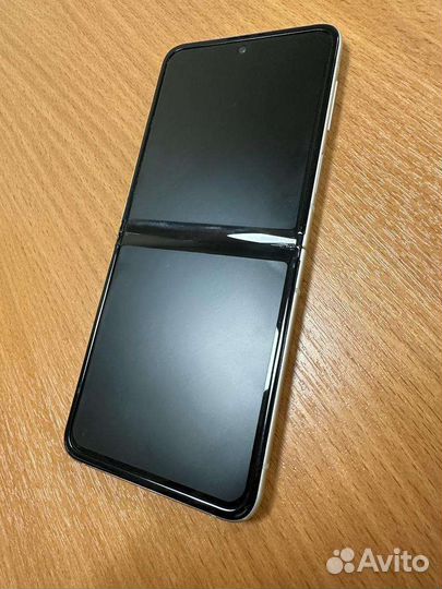 Samsung Galaxy Zflip 3