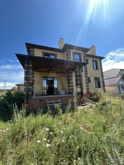 Дом 180 м² на участке 10 сот.