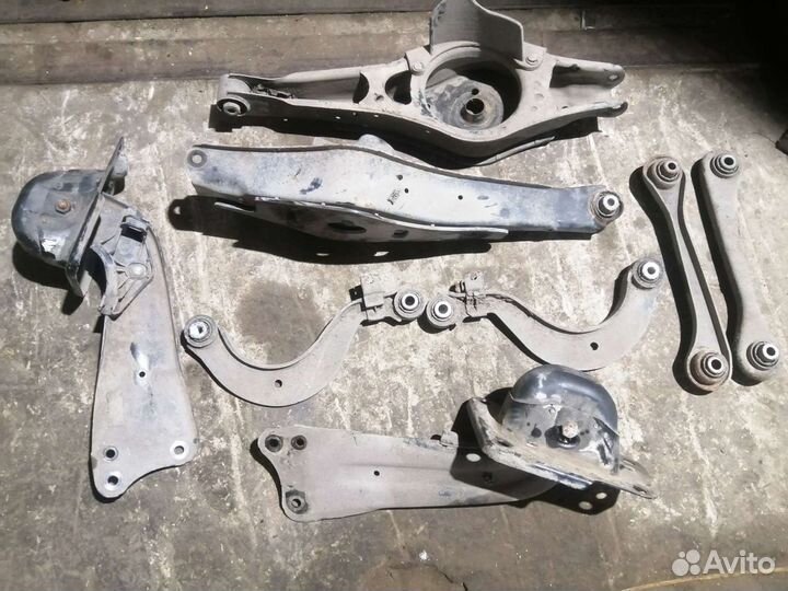 Рычаг задней подвески Шкода Октавия А5