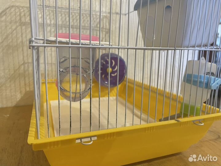 Клетка для хомяка с домиком и поилкой
