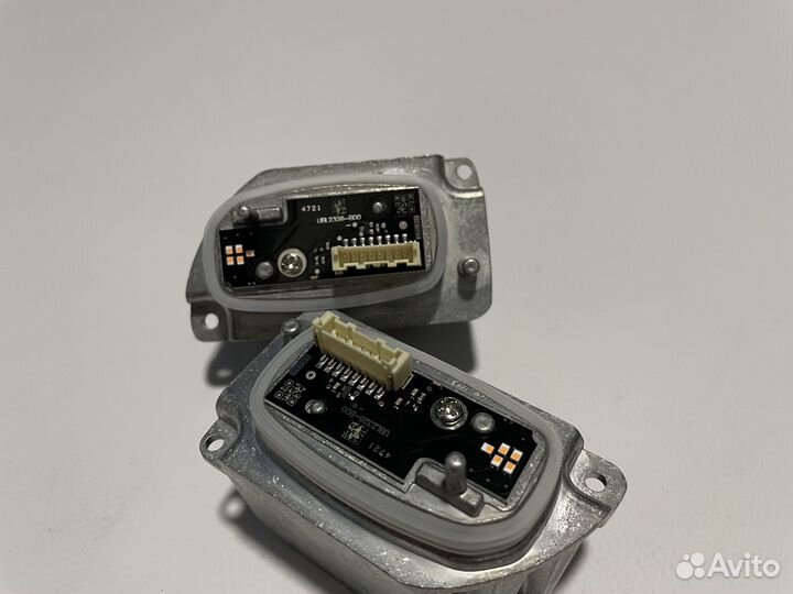 Блок управления поворотником передней фары BMW G30