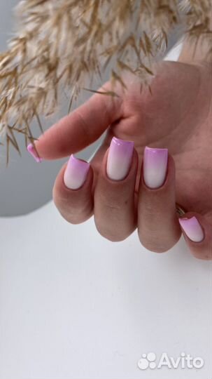 Маникюр с покрытием гель-лаком