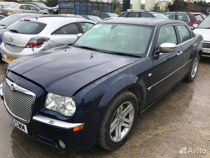 Разбор на запчасти Chrysler 300C 2004-2011