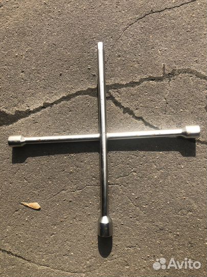 Балонный ключ крест 17,19,21