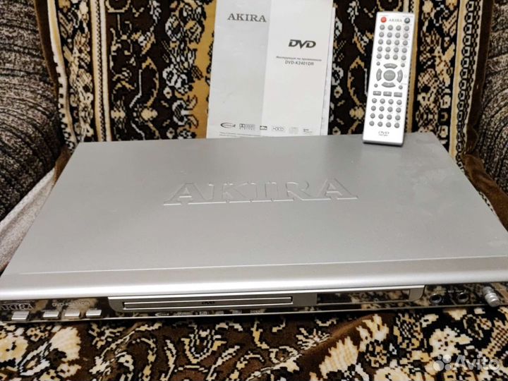 DVD плеер Akira с караоке