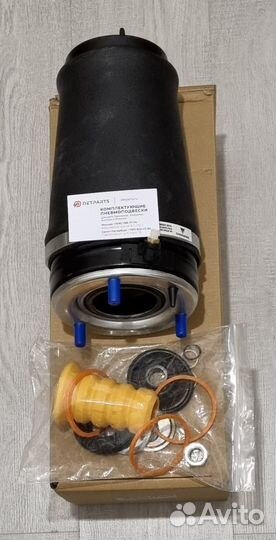 Пневмобаллон Land Rover L322 RNB000750