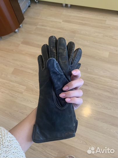 Перчатки женские кожаные
