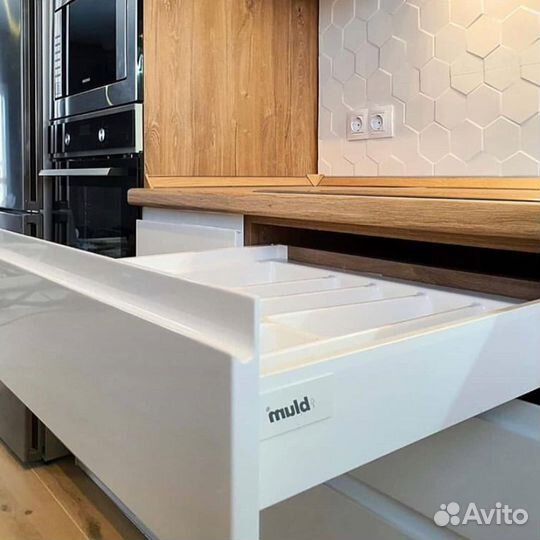 Кухонный гарнитур на заказ. Своё производство