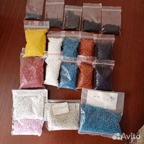 Бисер мелкий