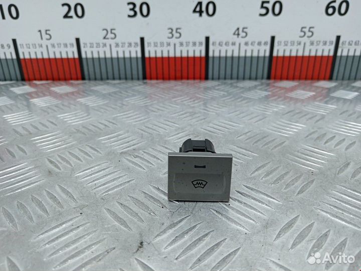 Кнопка обогрева лобового стекла Ford Kuga 2011