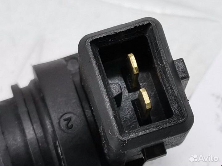 Датчик коленвала Ford C-Max рест. 2009 1385381