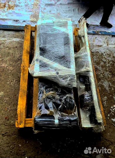 Усиленная шведская стенка с турником