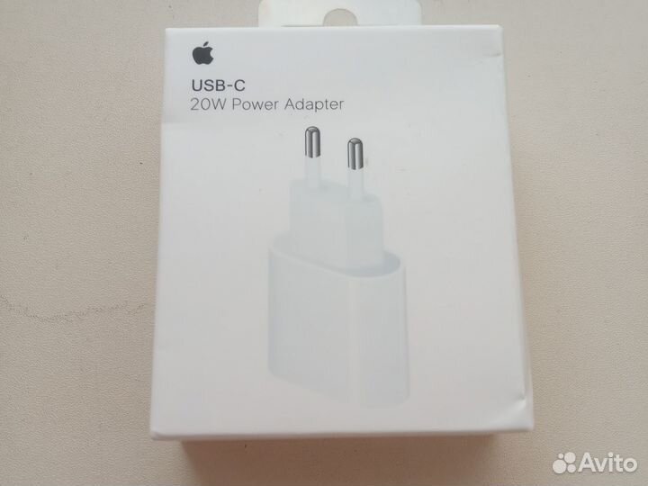 Зарядное устройство(адаптер ) на iPhone