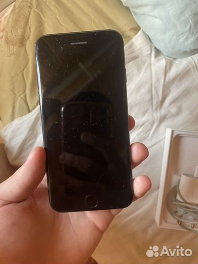 iPhone SE (2020), 64 ГБ