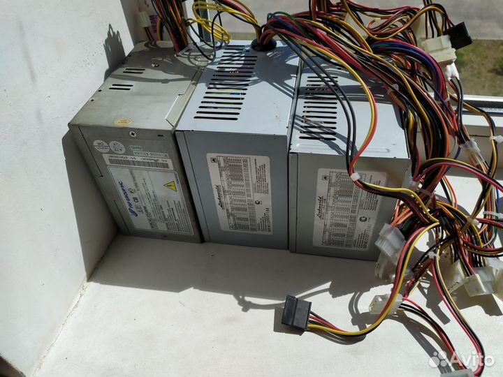 Блоки питания разные